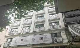 Cận cảnh cưỡng chế loạt công trình phá vỡ quy hoạch phố cổ