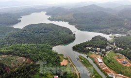 Hồ Đồng Bài (xã Phú Minh, huyện Kỳ Sơn, tỉnh Hòa Bình), nơi nhà máy nước Sông Đà lấy nước trực tiếp để xử lý. Ảnh: Mạnh Thắng