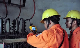 Nắng nóng gay gắt, một số nơi ở Hà Nội mất điện 