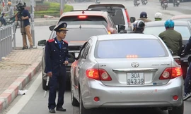 Xử phạt cả xe buýt thường lấn làn buýt nhanh BRT