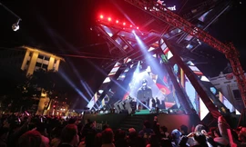 Loạt phố đi bộ ở Hà Nội hút khách trong 3 ngày nghỉ Tết Dương lịch