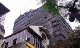 Chủ tịch Hà Nội yêu cầu cưỡng chế các công trình vi phạm kéo dài