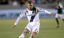 Beckham sút bóng ‘không thể chê’