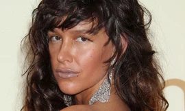 ‘Thảm họa' trang điểm trên thảm đỏ Emmys Awards