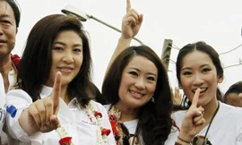 'Nữ tướng' Thái Lan hân hoan mừng chiến thắng