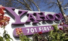 Hãng Apple bắt tay với Yahoo nhằm gạt bỏ Google