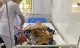 Một người bị sốc nhiệt tử vong khi đi theo đoàn ông Minh Tuệ