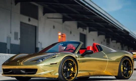 Ma lực Ferrari 458 Spider mạ vàng đẹp nhất thế giới