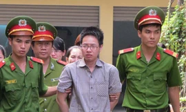 Bị cáo Hồ Thị Bích Phượng sau phiên tòa. Ảnh: Người lao động