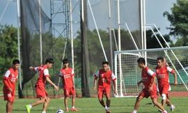 Gặp đối thủ mạnh, U19 Việt Nam lộ 'chiêu' hồi phục thể lực