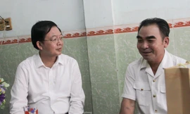 Bí thư Tỉnh ủy Bình Định thăm cựu binh Gạc Ma