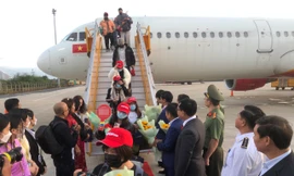 Đoàn khách Trung Quốc đầu tiên đến du xuân Khánh Hòa trong năm mới