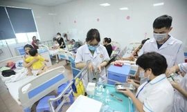 Hà Nội: Sốt xuất huyết vượt ngưỡng cảnh báo 