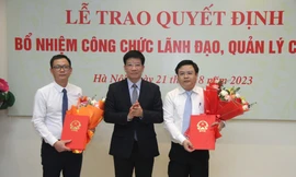 Văn phòng Quốc hội trao quyết định bổ nhiệm cán bộ chủ chốt