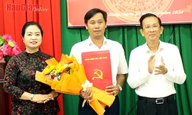 Công bố quyết định của Ban Thường vụ Tỉnh ủy Hậu Giang về công tác cán bộ