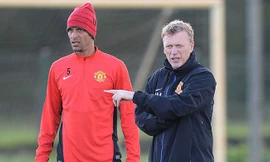 Ferdinand vốn không hài lòng với sự hiện diện của Moyes tại M.U