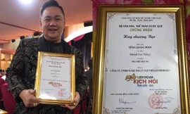 Cục Nghệ thuật biểu diễn nói gì về trao huy chương gây tranh cãi cho Minh Béo?