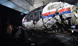Nga tố Ukraine che giấu dữ liệu vụ máy bay MH-17 bị bắn rơi