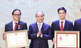 Chủ tịch nước dự lễ kỷ niệm Ngày Nhà giáo tại Đại học Kinh tế Quốc dân