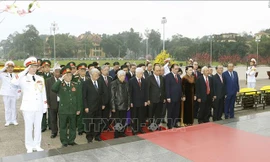 Lãnh đạo Đảng, Nhà nước viếng Chủ tịch Hồ Chí Minh