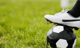 Đặt cược bóng đá: Có thể đấu thầu để chọn 'nhà cái'