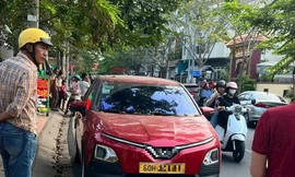 Tài xế tử vong trong ô tô đậu ven đường