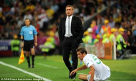 HLV Bồ Đào Nha và trận chiến trước 'giá treo cổ'