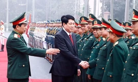Chủ tịch nước Lương Cường làm việc với lãnh đạo Bộ Quốc phòng