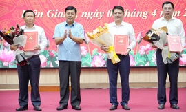 Công bố quyết định của Ban Bí thư về công tác cán bộ