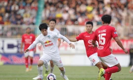 Công Phượng, Văn Toàn toả sáng, HAGL vững đỉnh V-League 