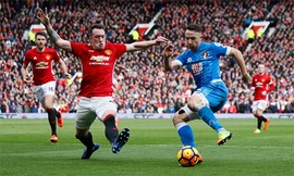 Ibra đá hỏng phạt đền, M.U bị Bournemouth cầm chân