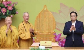 Thủ tướng tiếp đoàn đại biểu lãnh đạo Giáo hội Phật giáo Việt Nam