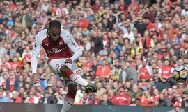Không phải Harry Kane hay Gabriel Jesus, chính tân binh Alexandre Lacazette của Arsenal mới là tiền đạo có hiệu suất ghi bàn cao nhất Ngoại hạng Anh.