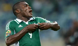Nhờ World Cup, Emenike có cơ hội khoác áo Chelsea.
