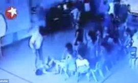 Cô giáo đánh đập trẻ mầm non ngay trước camera giám sát