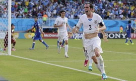 Diego Godin chỉ có giá 37 triệu USD vào năm 17 tuổi.