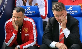 M.U thua ngược, Van Gaal cay đắng