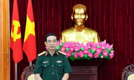 Đại tướng Phan Văn Giang phát biểu tại buổi làm việc với Ban Thường vụ Tỉnh ủy Lạng Sơn. 