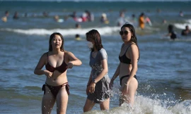 Bà Rịa-Vũng Tàu kín khách, Bình Thuận 'cháy' phòng