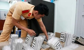 Biển đẹp lên bàn nghị sự 