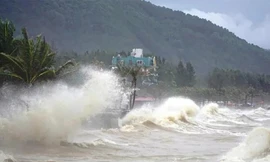 Bão số 5 vào Vịnh Bắc bộ chiều nay 