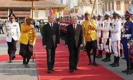 Không ngừng vun đắp và gìn giữ mối quan hệ đặc biệt Việt Nam-Campuchia