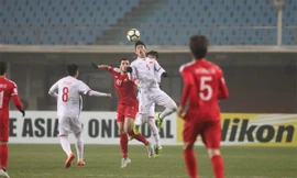 Hàng thủ U23 Việt Nam đã chơi kiên cường. Ảnh: Vnexpress