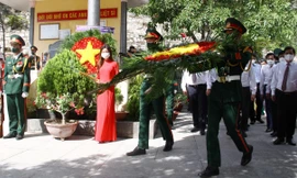 Khánh Hòa tưởng niệm chiến sĩ tàu không số hi sinh tại Hòn Hèo