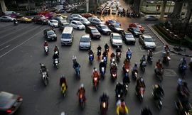 Tài xế say xỉn phải dọn nhà xác