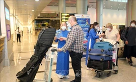 Khách quốc tế tăng mạnh, trong tháng 4 bằng cả quý 1