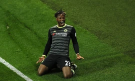 Việc Batshuayi bất ngờ trở thành người hùng cũng gây kích thích cho giới hâm mộ.