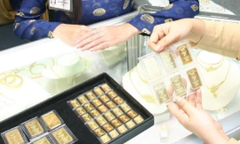 Nhu cầu mua bán vàng của người dân chưa được đáp ứng đầy đủ. Ảnh: Như Ý