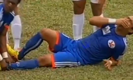 Cận cảnh pha chấn thương rợn người của cầu thủ Quảng Ninh