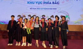 Sôi nổi ngày hội văn hóa thiếu nhi các dân tộc khu vực phía Bắc